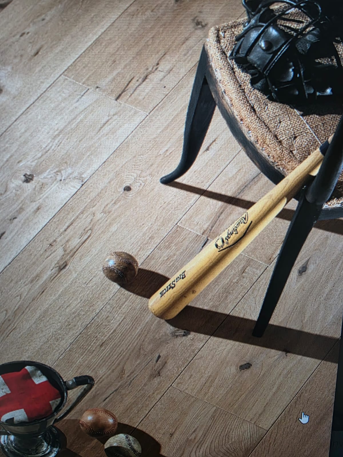 Parquet rovere con mazza baseball